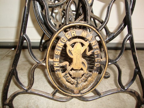 Antique Singer Treadle Sewing Machine Cast Iron table Base - Picture 5 of 10