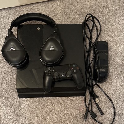 Sony PlayStation 4 Black Console Bundle w/ Controller & Headset