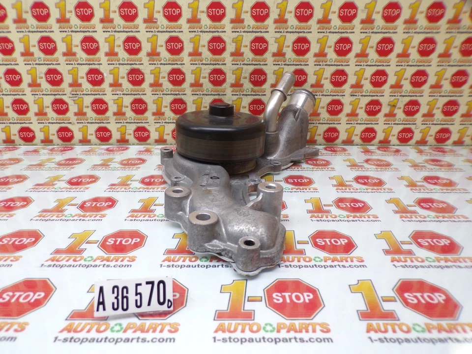 Bomba de refrigerante de agua Chrysler Town & Country 2011-2016 05184498ai OEM Foto 2 de 4