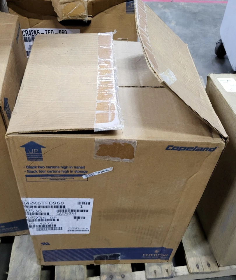 NUEVO Compresor Recíproco Copeland Emerson CR42K6-TDF-960 380v 460v 3ph 135btu Foto 2 de 4