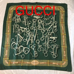 Foulard en soie Gucci