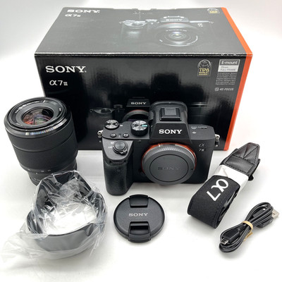 Sony Alpha 7 III Kit 28-70mm Vollformat Kamera 24MP WIE NEU AUSSTELLUNGSSTÜCK !!