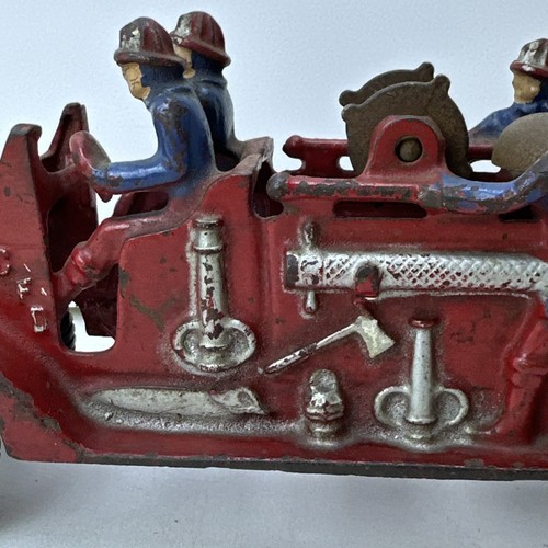 Vintage Antique 1920s Arcade Toys Cast Iron CFD Firefighting Fire Truck - Picture 3 of 21