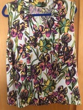 Qvc no label used cream multi armpit to armpit 21in