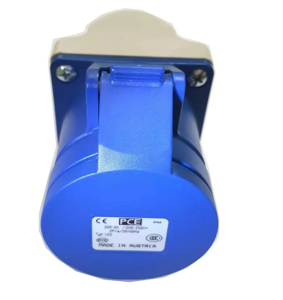 Mounted Socket Panel Wall 16A 240V 16 Amp IP44 230 Volt Caravan Trailer Workshop - Image 4 of 4