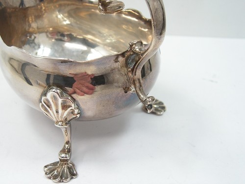 RARE ANTIQUE 18th CENTURY GEORGIAN SOLID STERLING SILVER SAUCEBOAT, CREAMER - Picture 7 of 17