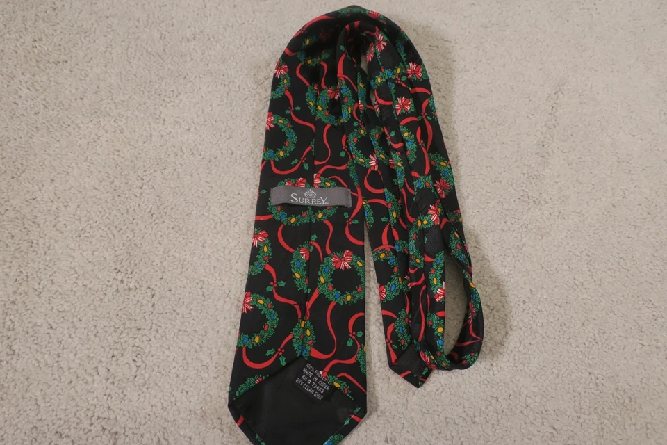 CORBATA NAVIDAD SURREY Negra Roja y Verde Festiva y Brillante 56" X 4" Foto 3 de 4