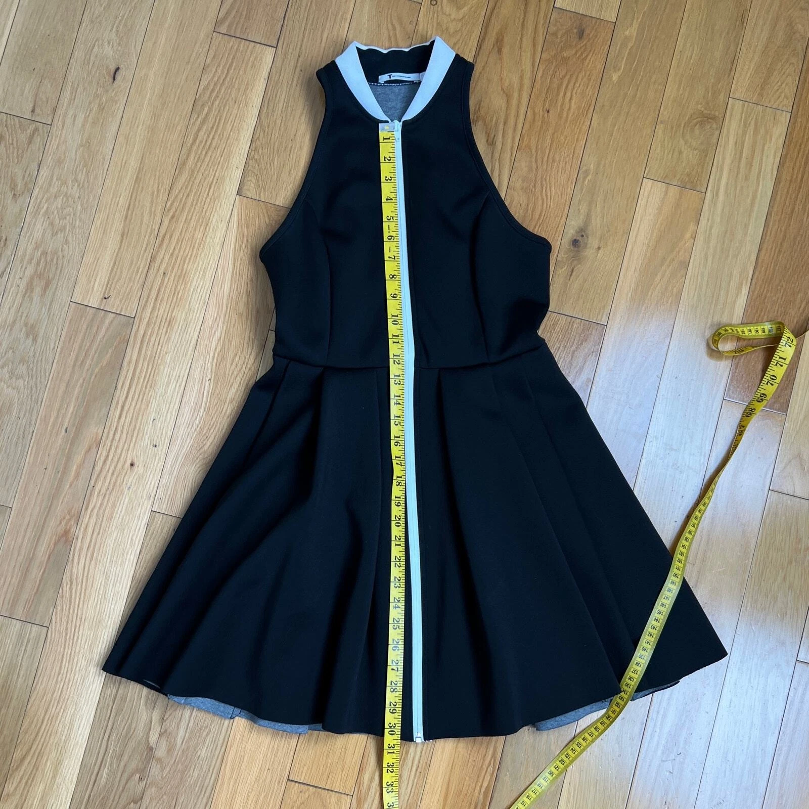 Abito subacqueo nero T di Alexander Wang in neoprene a pieghe taglia M