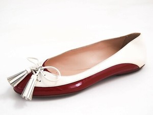 red and white flats