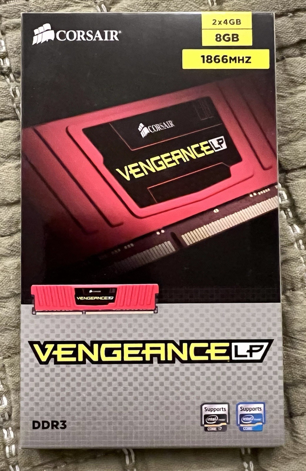 Corsair 8GB DIMM 1866 MHz DDR3 SDRAM Memory (CML8GX3M2A1866C9R)