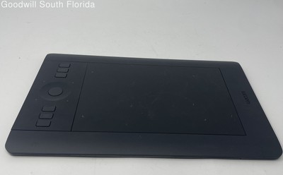 Wacom Intuos Pro Small Model PTH-451 Black Graphics Pen Tablet Not Tested