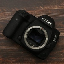 Canon EOS 5D Mark IV DSLR SC  51,000 Multilingual Support  Near Mint  7674