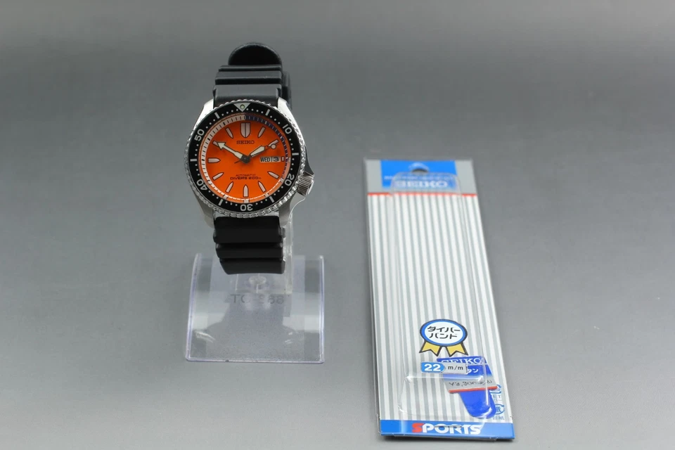 *Near MINT+++* SEIKO Diver 7S26-02K0 SKXA55 Orange Bullet Automatic Men's Watch - Image 2 of 4