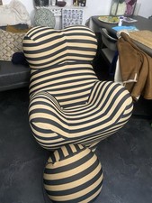 Luxury Mom'S Embrace Sofa Netflix Designer Poltrona Boob Style  Creative Chair