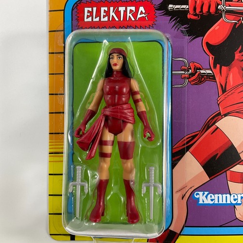 Figura de acción Kenner Daredevil retro ELEKTRA Marvel Legends 3,75" sin usar, en caja 2021 - Imagen 2 de 4
