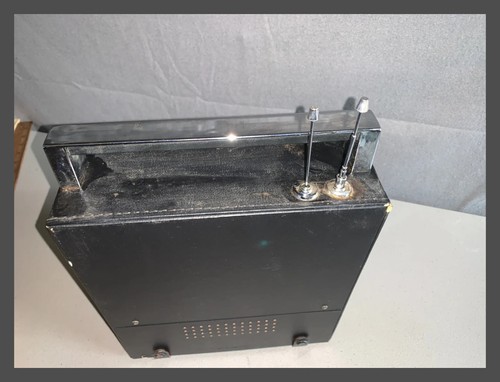 VINTAGE AIR CASTLE 162F51H 8 BAND 19 TRANSISTOR SOLID STATE RADIO AM/FM RETRO - Picture 6 of 9