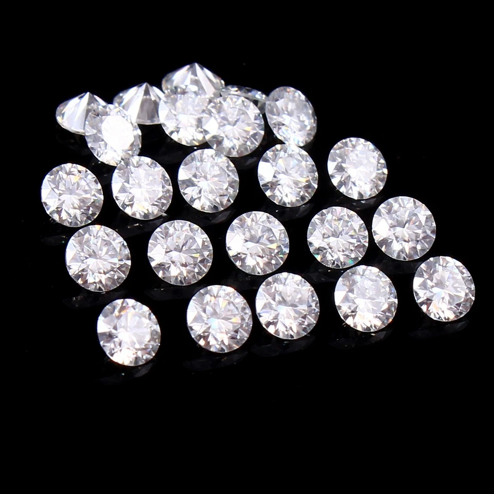 Moissanite Round Cut Loose Gemstone Synthetic Diamond D Color VVS1 4x4 MM -1 Pcs - Image 4 of 4