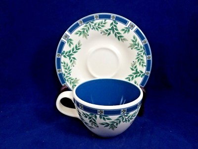 Tazze di caffè Pfaltzgraff con piattini Folk Art Pattern Qty 4