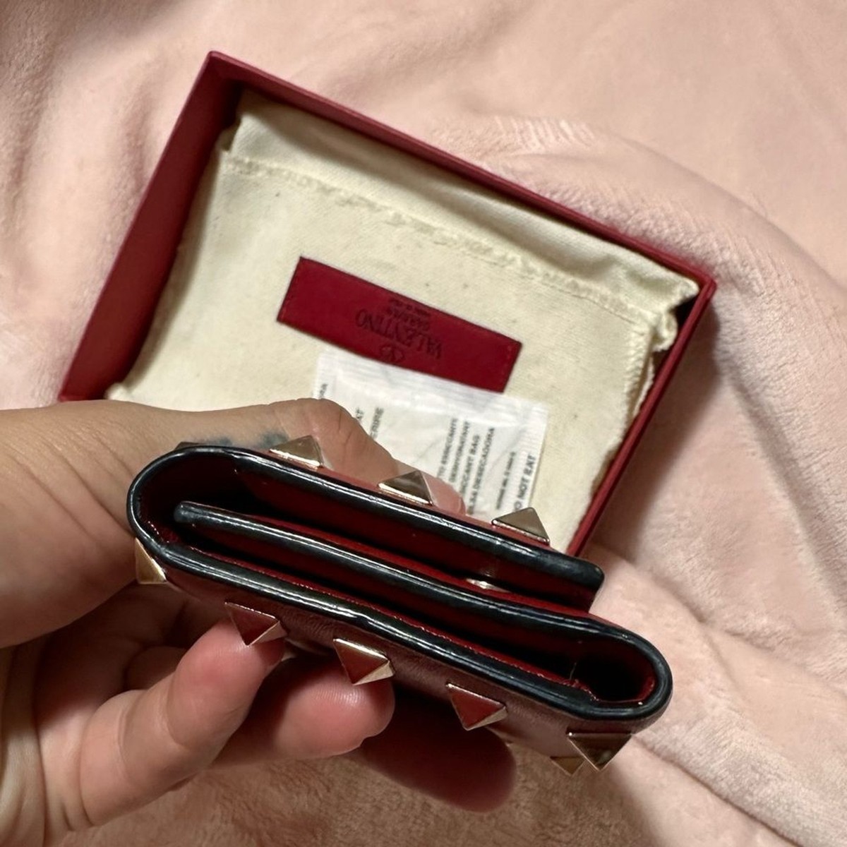 Valentino Garavani Rockstud Key and Card Holder in Calfskin
