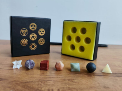 7 Chakra Platonic Solids Sacred Geometry Natural Crystal Gemstones Meditation