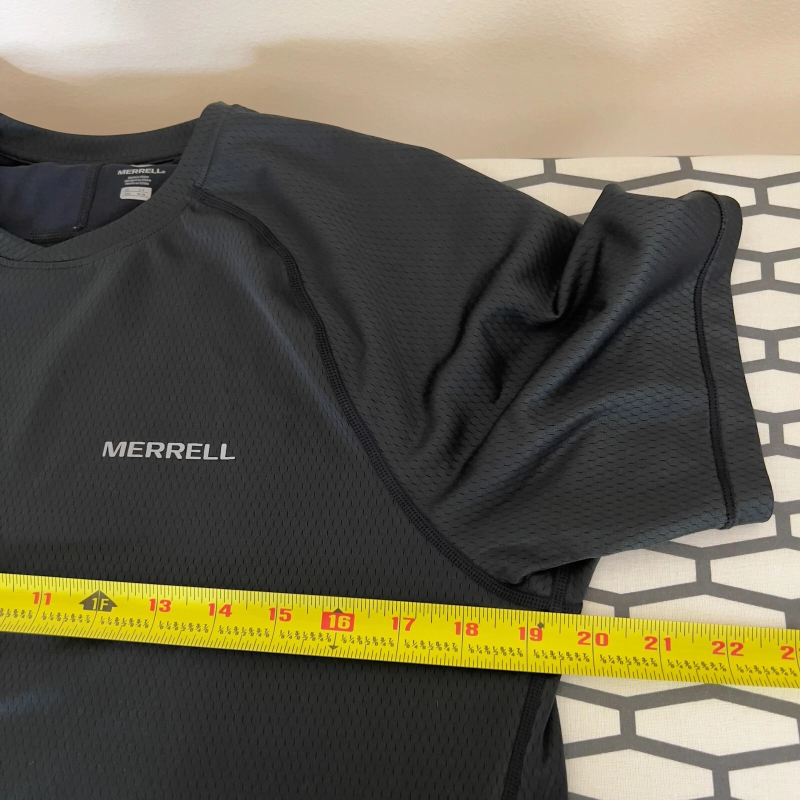 merrell short sleeve polyester crewneck athletic tagless shirt