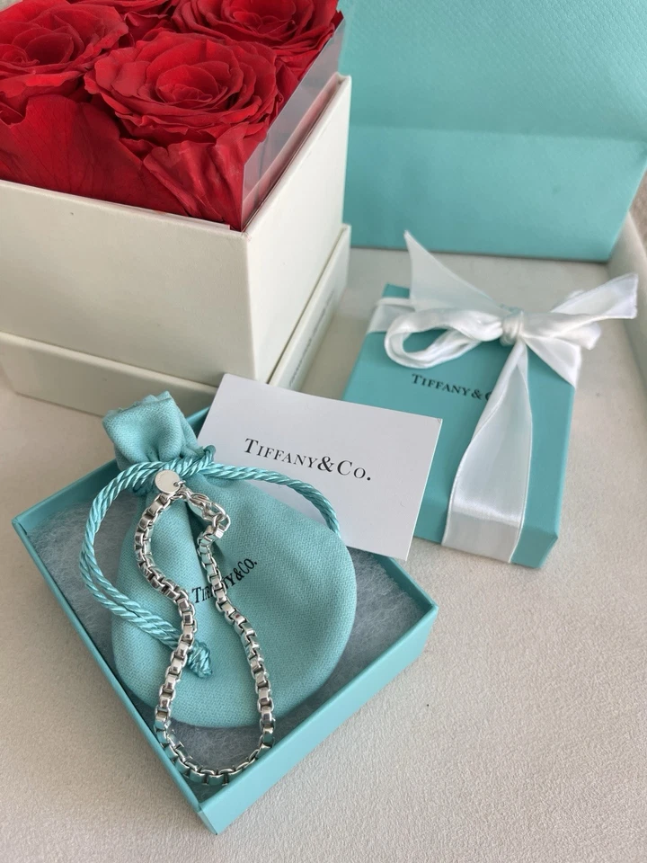 Tiffany Venetian Link Bracelet Medium 7.5” NEW $550 with Tiffany Box - Image 4 of 4