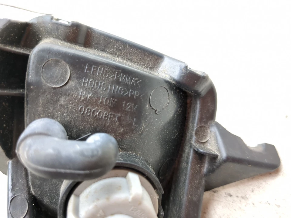 Luz indicadora intermitente intermitente señal de giro delantera izquierda Suzuki GW250 13-17 Foto 4 de 4