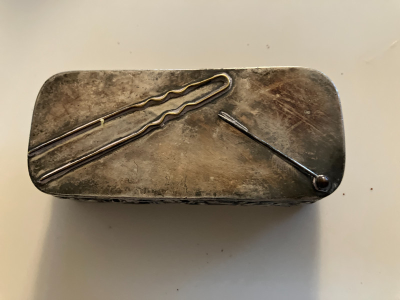 ANTIQUE ROGERS & BROS TRIPLE PLATED HAIR PIN TRINKET BOX #127