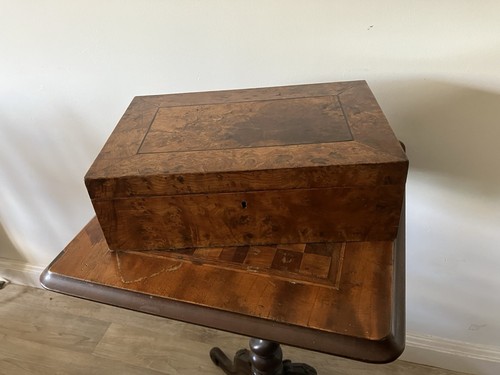 FINE ANTIQUE VICTORIAN C19TH BURR WALNUT CAMPAIGN STYLE WRITING SLOPE BOX - Picture 2 of 15