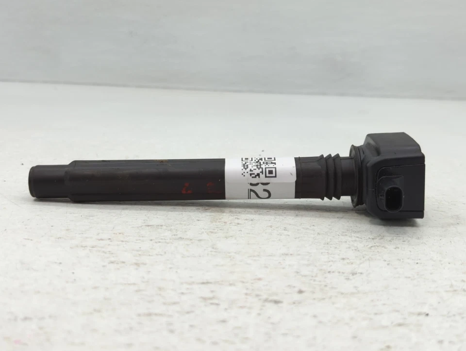 2002-2005 Bmw 325i Ignition Coil Igniter Pack J7FDO - Image 2 of 4