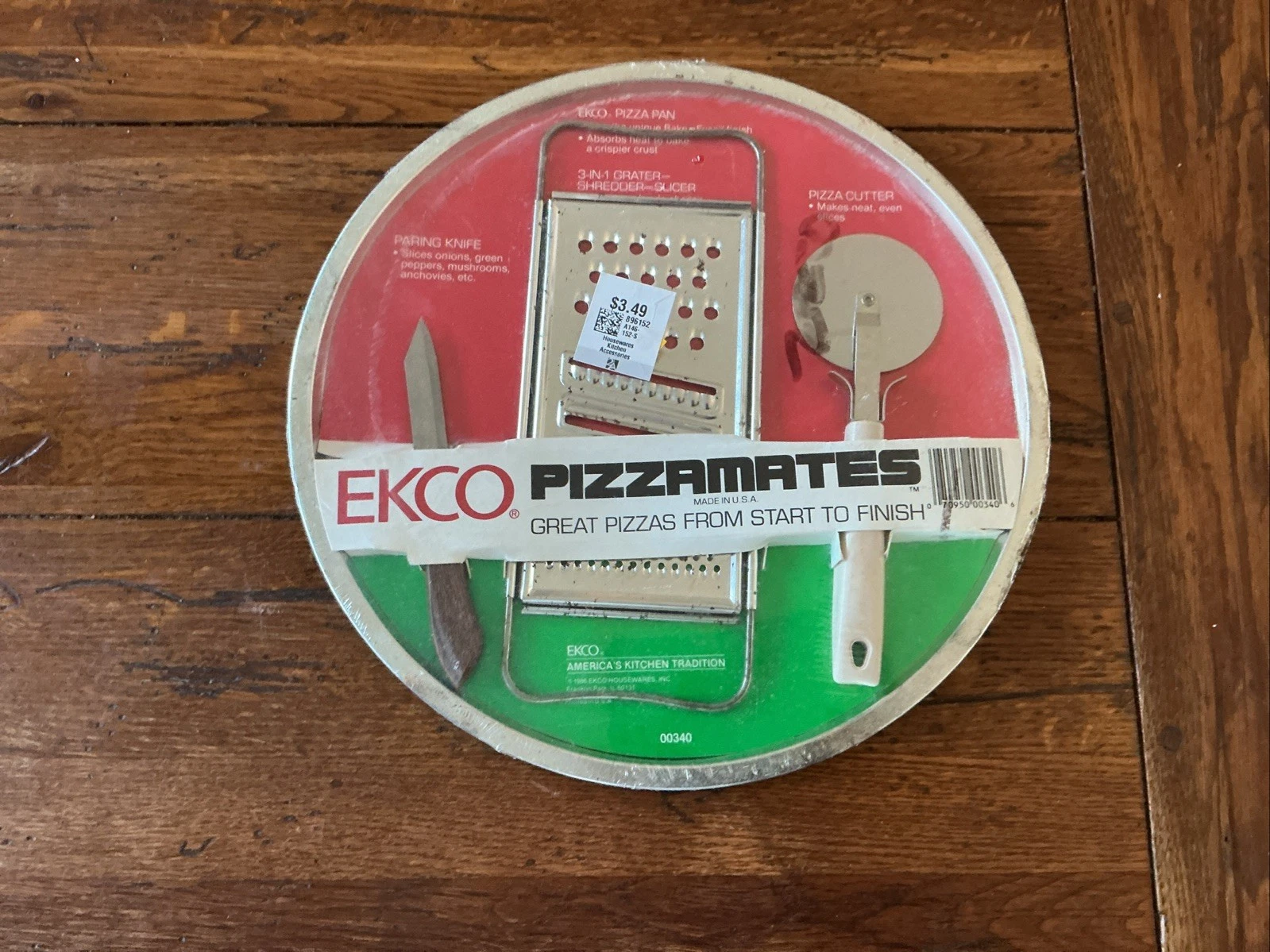 Ecko Pizzamates Pizza Pan, Grater, Pairing Knife, Pizza Cutter New, See Notes
Opens in a new window