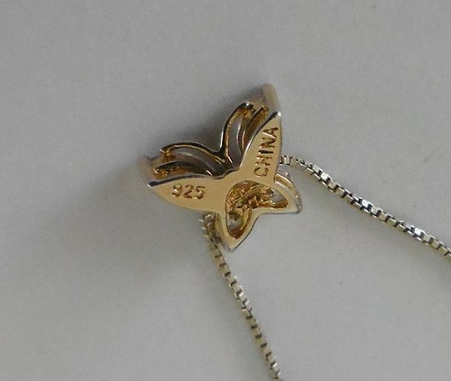 VINTAGE STERLING SILVER NECKLACE CHOKER SPARKLING BUTTERFLY PENDANT DESIGN - Picture 6 of 9
