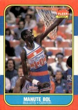 1986-87 Fleer Basketball #12 Manute Bol Rookie Card RC. rookie card picture