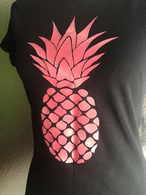 ●PINK PINEAPPLE● PETITE DOT TSHIRTWHITE m1037_1469936 NWT Chemistry Pink Pineapple T-shirt Size Small Black Short