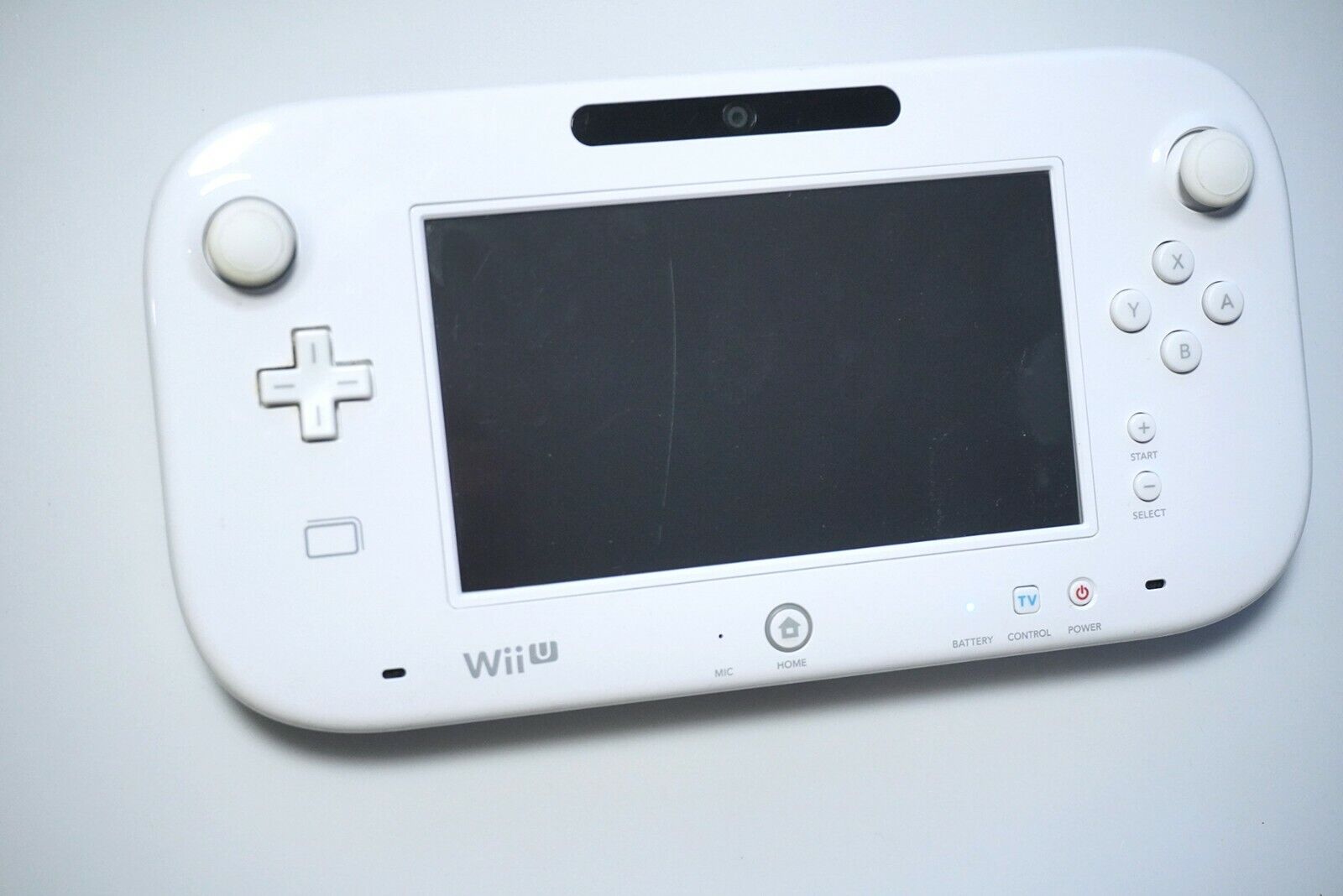 Restored Nintendo Wii U White Gamepad W/ LCD Touchscreen Console Handheld  JCX081 (Refurbished) 