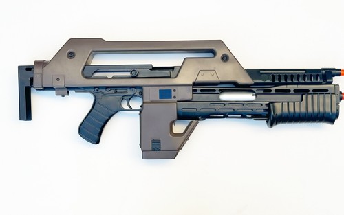 ALIENS PULSE RIFLE - M41A HCG HERO Replica Prop Metal #182 of 1000 - Picture 9 of 22