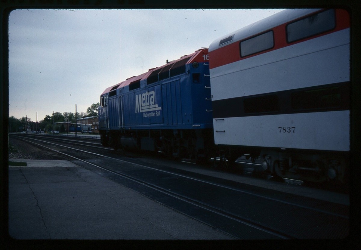 Railroad Slide - Chicago Metra #168 F40PH Village of Maywood