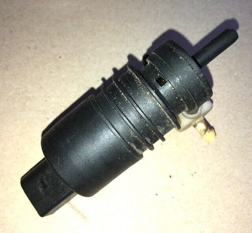 VW Touran 1T Wischwasserpumpe Waschwasserpumpe 1T0955651A