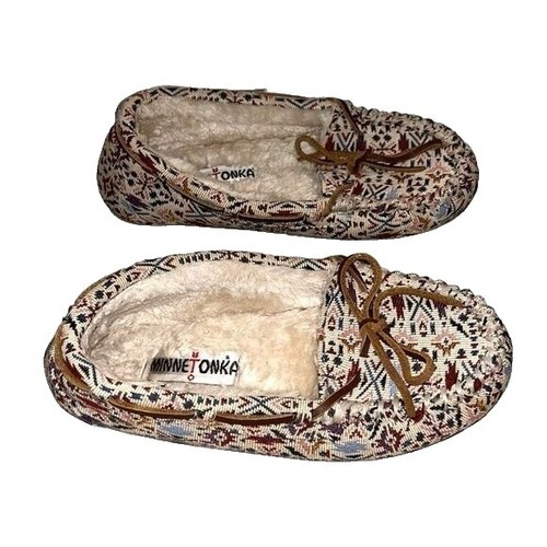 Minnetonka Original Camo Print Suede Trapper Moccasin  display picture 1