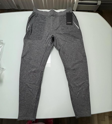 NWT Textured Tech Jogger Heathered Gray Slim Tapered Sweatpants Joggers Men L - Picture 2 of 6