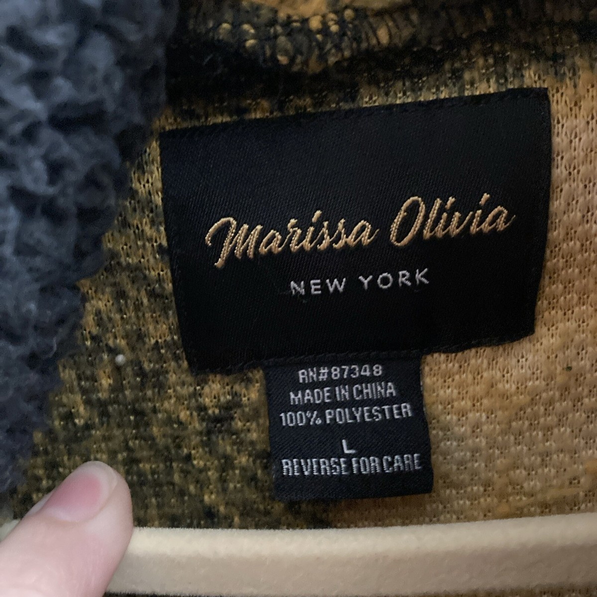 NWT Marissa Olivia Large Gold Black Checkered Sherpa Soft Funnel
