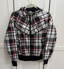 Nike Windbreaker Running Lightweight Jacket Hooded and mesh lined women's small