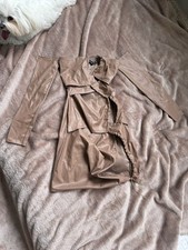 Pretty Little Thing Woman’s Dress Size 8