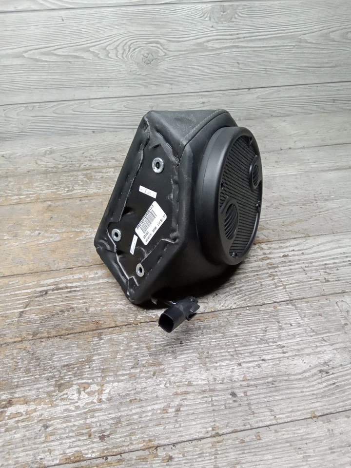 Harley Davidson Ultra Limited 2012 12 09-13 altavoz trasero izquierdo montaje de carcasa Foto 2 de 4