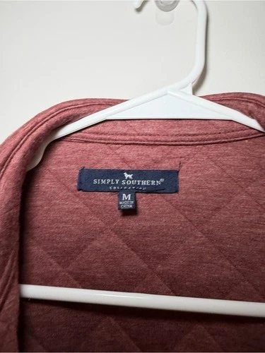 Simply Southern Mauve Red Diamond Quilted Shirt Jacket Men’s Medium image 3