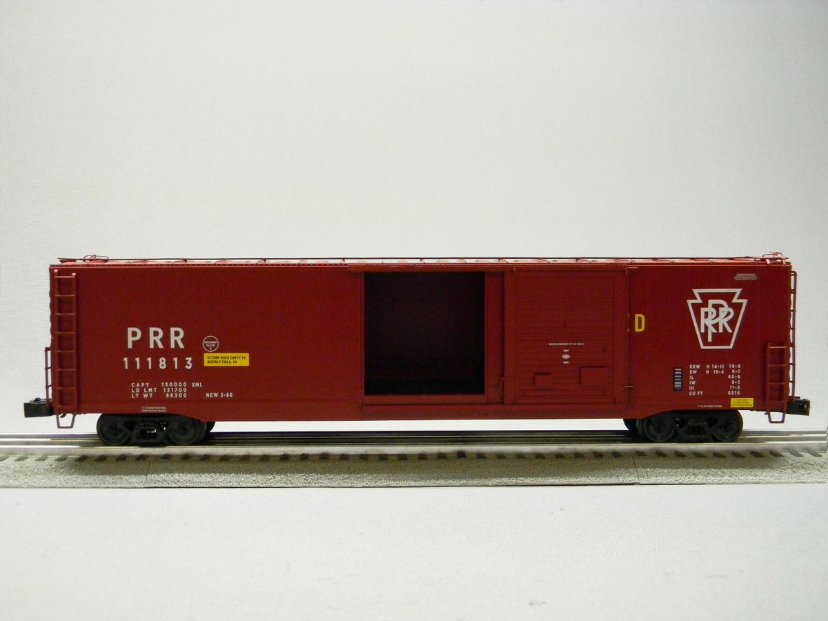 LIONEL PENNSYLVANIA RAILROAD 60' SINGLE DOOR BOXCAR #111813 O