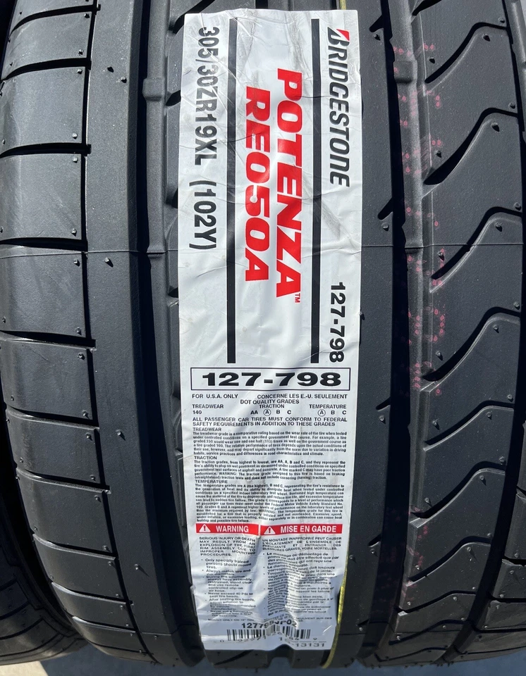 JUEGO DE DOS NEUMÁTICOS NUEVOS Bridgestone RE050A 305/30ZR19 (102Y) N1 N-1 Porsche Foto 4 de 4