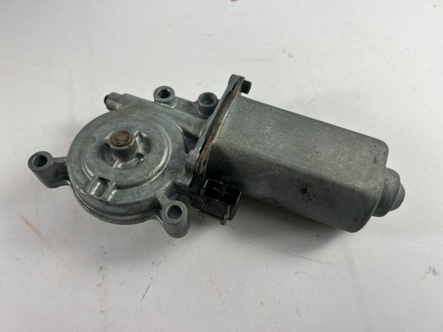GM General Motors AC Delco #16627962 Window Motor Power LH used - Picture 3 of 9