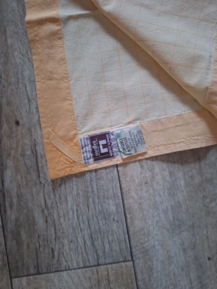 Tischdecke 100 x 100 von nordtek - Bild 2 von 2