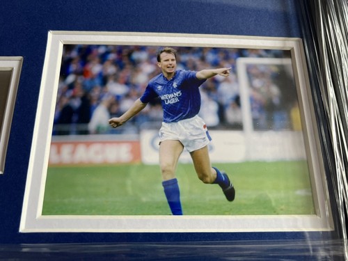 Glasgow Rangers Trevor Steven signiertes gerahmtes Shirt - Bild 7 von 8